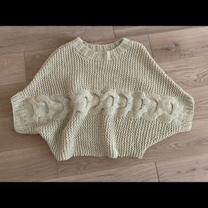 New sweater, oversized